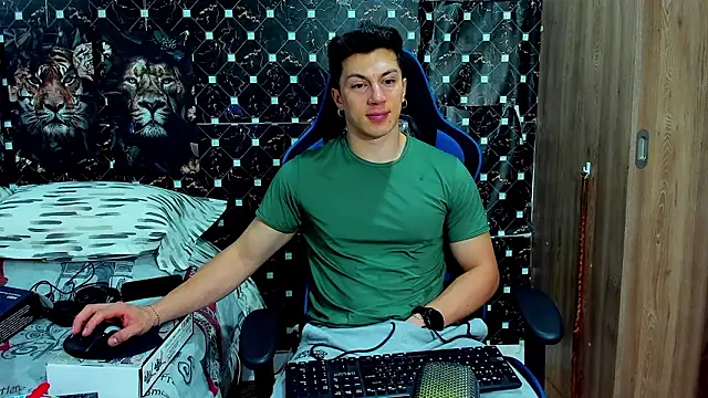 javiersexymann online show from 02/28/26, 10:53