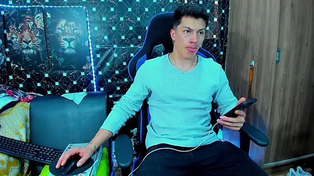 Snapshot of javiersexymann chatting on 10/01/25, 09:18 javiersexymann online show from 10/01/25, 09:18