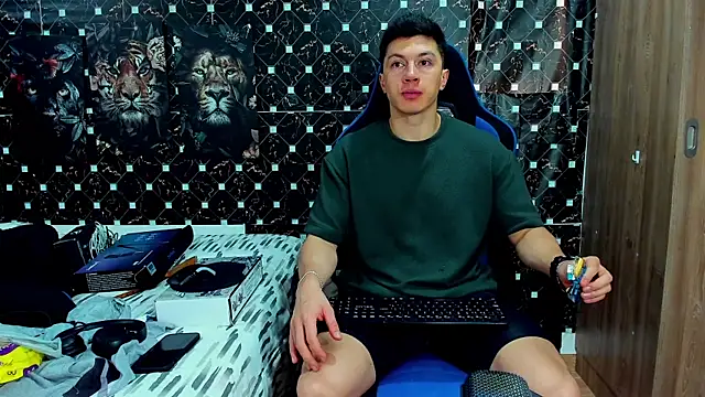 javiersexymann online show from 04/10/26, 09:11