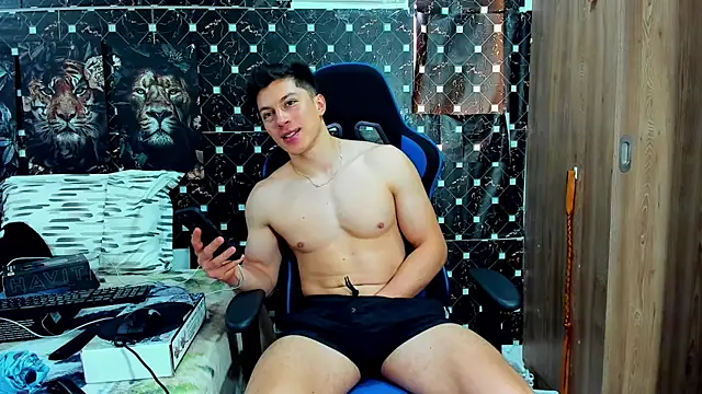 javiersexymann online show from 05/04/26, 08:55