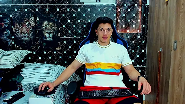 javiersexymann online show from 02/20/26, 06:32