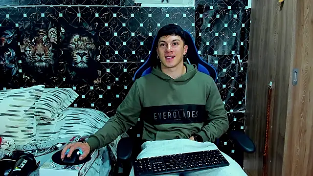 javiersexymann online show from 02/20/26, 05:15