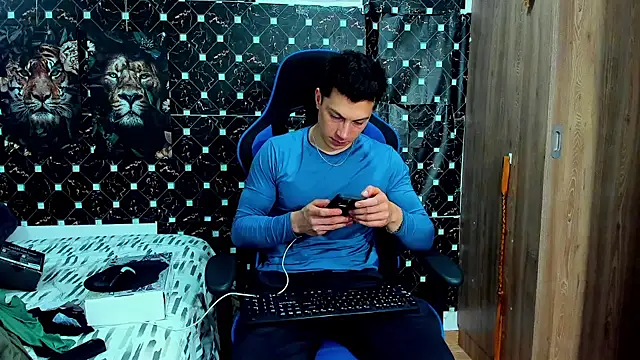 javiersexymann online show from 05/10/26, 12:36