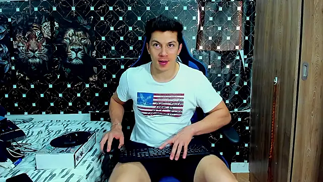 javiersexymann online show from 03/18/26, 07:04