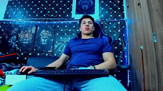 Snapshot of javiersexymann chatting on 10/08/25, 09:37 javiersexymann online show from 10/08/25, 09:37