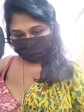 Snapshot of chaitara-reddy chatting on 10/21/25, 08:03 chaitara-reddy online show from 10/21/25, 08:03