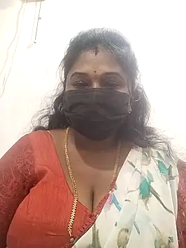 chaitara-reddy online show from 10/27/25, 03:02