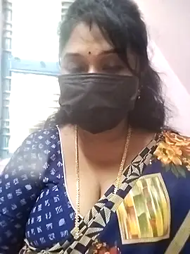 chaitara-reddy online show from 10/28/25, 06:23