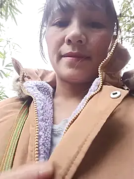 Mini3333 online show from 11/21/25, 12:09