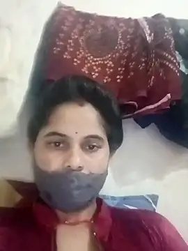 JULEE-740 online show from 10/31/25, 08:22