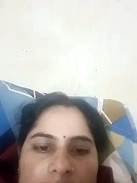 JULEE-740 online show from 12/18/25, 04:22