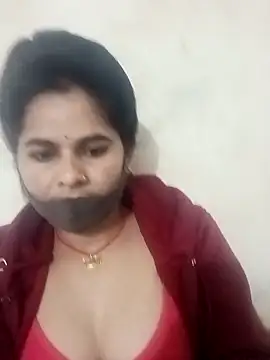 JULEE-740 online show from 12/15/25, 10:10