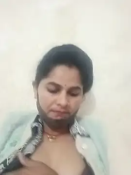 JULEE-740 online show from 12/14/25, 08:31