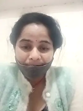 JULEE-740 online show from 11/17/25, 06:12