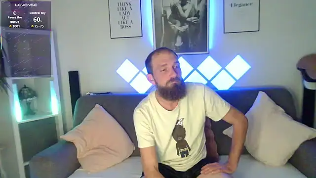 XBellaXundXUweX online show from 11/02/25, 08:14