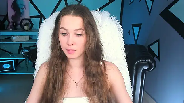 ArielSykes online show from 10/13/25, 06:20