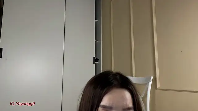 yayongg online show from 09/28/25, 01:18