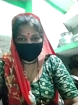 Snapshot of Rajnee33A chatting on 04/14/26, 12:26 Rajnee33A online show from 04/14/26, 12:26