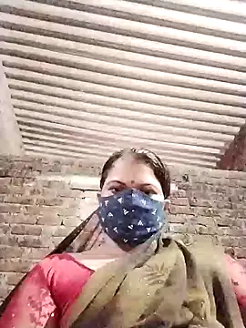 Snapshot of Rajnee33A chatting on 11/04/25, 11:25 Rajnee33A online show from 11/04/25, 11:25