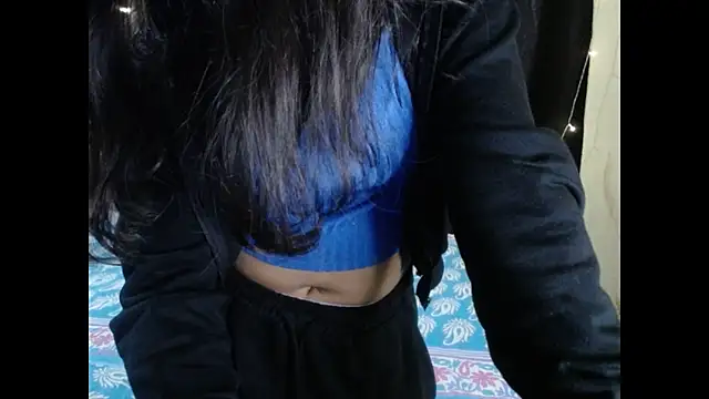 Vanya 7 online show from 12/17/25, 08:36