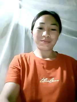 lucybaby00 online show from 03/25/26, 10:52