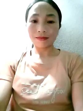 lucybaby00 online show from 11/05/25, 01:03