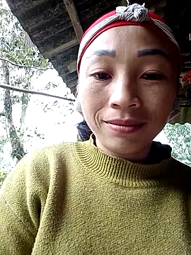 lucybaby00 online show from 11/17/25, 01:42