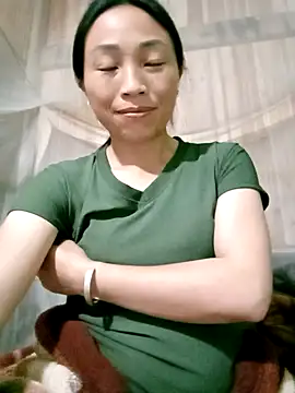 lucybaby00 online show from 04/19/26, 10:38