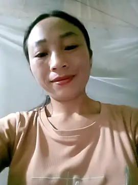 lucybaby00 online show from 10/23/25, 09:13