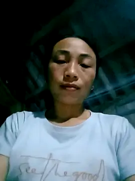 lucybaby00 online show from 09/25/25, 10:49