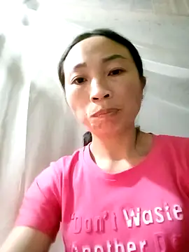 lucybaby00 online show from 11/13/25, 10:52