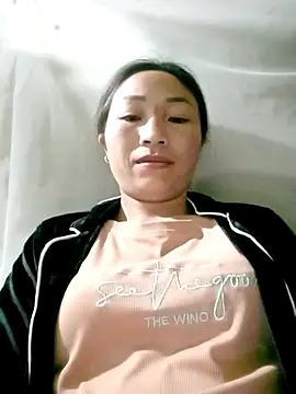 lucybaby00 online show from 03/22/26, 11:06