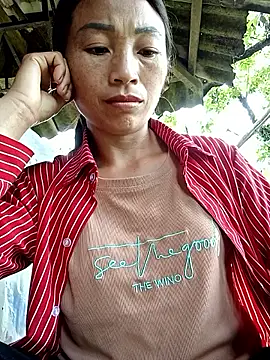 lucybaby00 online show from 05/21/26, 02:53