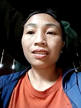 lucybaby00 online show from 04/02/26, 05:25