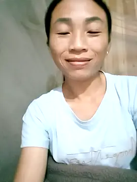 lucybaby00 online show from 10/18/25, 03:47