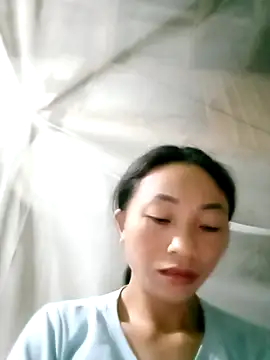 lucybaby00 online show from 10/06/25, 09:15