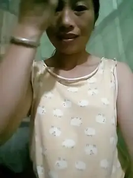 lucybaby00 online show from 07/02/26, 10:38
