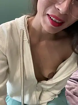 Snapshot of muxin_love chatting on 12/14/25, 08:09 muxin love online show from 12/14/25, 08:09