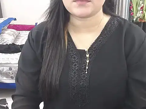 Snapshot of Ridiha_Pari chatting on 07/17/26, 11:29 Ridiha Pari online show from 07/17/26, 11:29