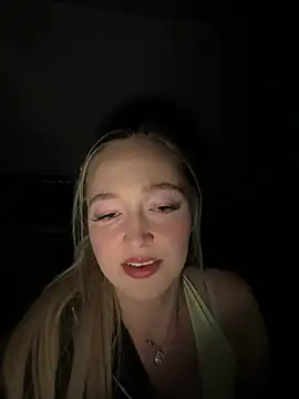 emilypeperoni online show from 04/30/26, 08:16