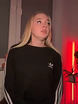 emilypeperoni online show from 03/26/26, 12:14