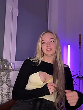 emilypeperoni online show from 04/08/26, 05:03