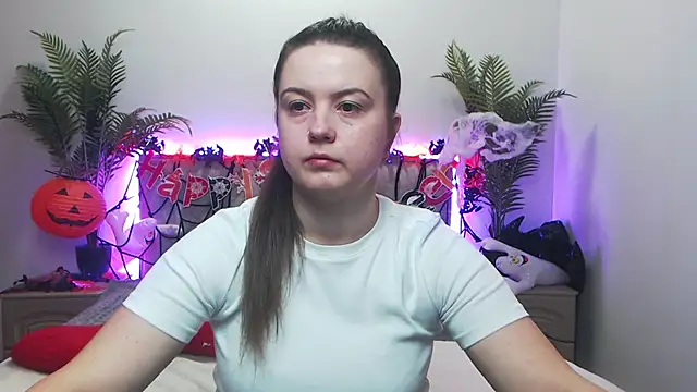 MavkaCute online show from 10/30/25, 07:00