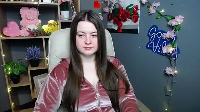 Snapshot of MavkaCute chatting on 05/25/26, 06:17 MavkaCute online show from 05/25/26, 06:17