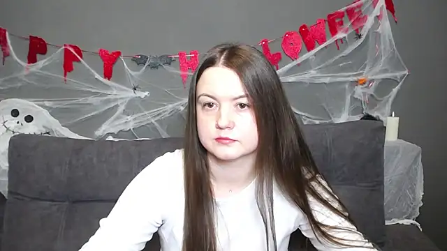 MavkaCute online show from 10/16/25, 06:27