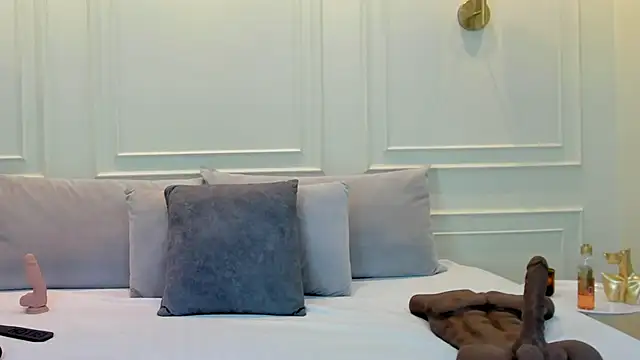 Snapshot of gabysanta_ chatting on 05/08/26, 01:48 gabysanta online show from 05/08/26, 01:48