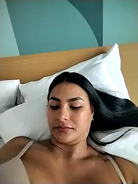 gabysanta  online show from 04/17/26, 03:37