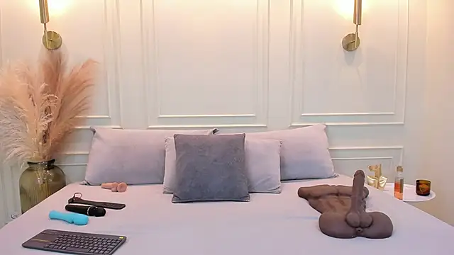 gabysanta  online show from 03/27/26, 02:29