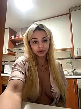 NoeliaGarcia17 online show from 10/11/25, 12:33