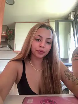 NoeliaGarcia17 online show from 06/16/26, 01:11